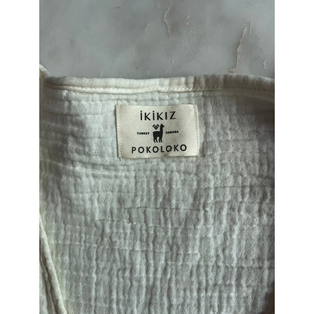 Pokoloko Cotton Gauze Balloon Sleeve V-Neck Wrap Top Top in Cream size OS - Picture 6 of 13